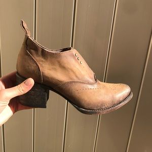 Free bird oxford style bootie
